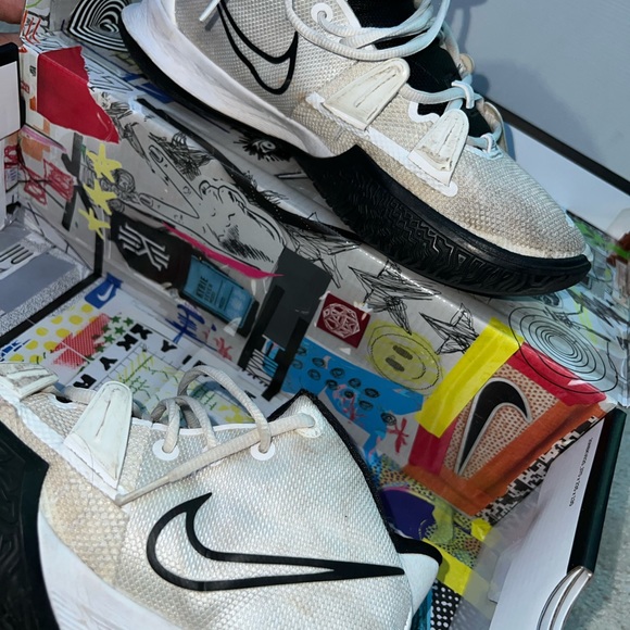 Nike Kyrie 7 - Mens Basketball Shoes - White/Black/White, Size 10.5 - Picture 4 of 12